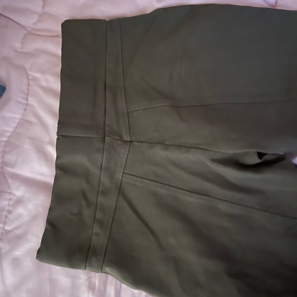 High Rise Legging - Picture 4 of 4